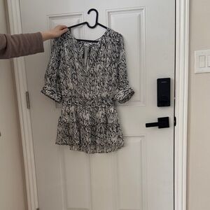 Walter Baker Black and White Printed Tunic Blouse
